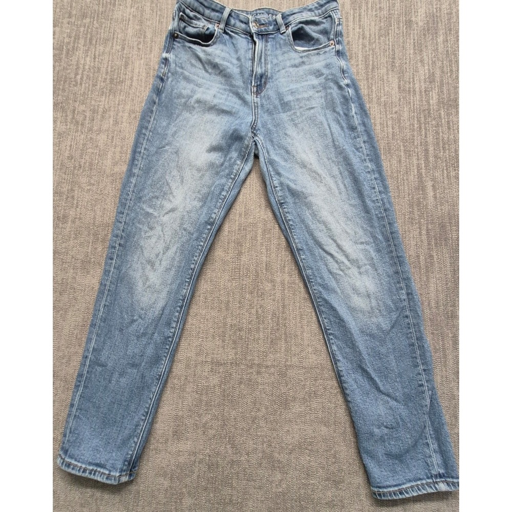 American Eagle Mom Jeans women's sz 2 light wash stretch Cotton straight leg
